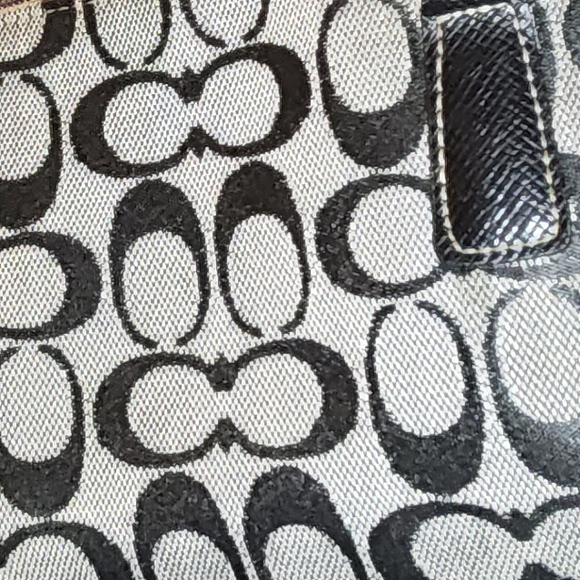 Vintage COACH logo handbag - Picture 2 of 7